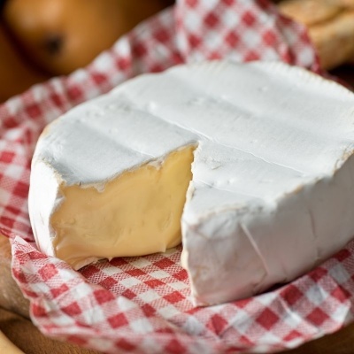Fransız brie peyniri nasıl yenir?