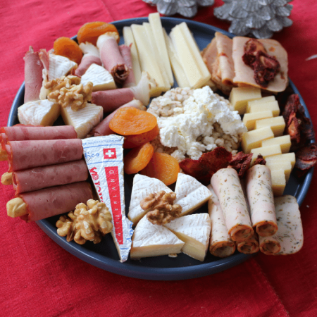 Dünya Peynirleri ve Şarküteri Tabağı  - 500 gr